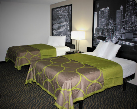 Super 8 by Wyndham High Point - Bedroom